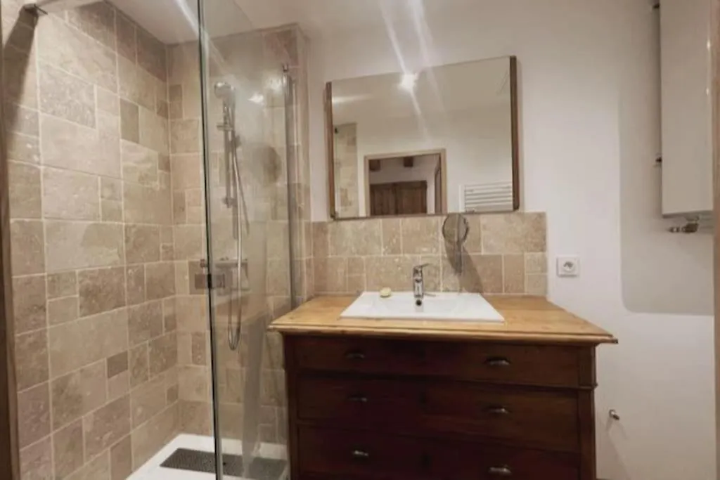 Appartement 2 Pieces Hyper Centre Historique Grenoble 0*,