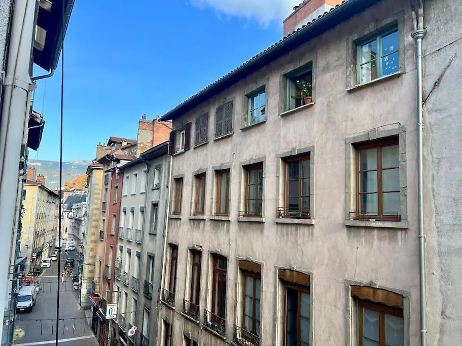 Appartement 2 Pieces Hyper Centre Historique Grenoble Apartment
