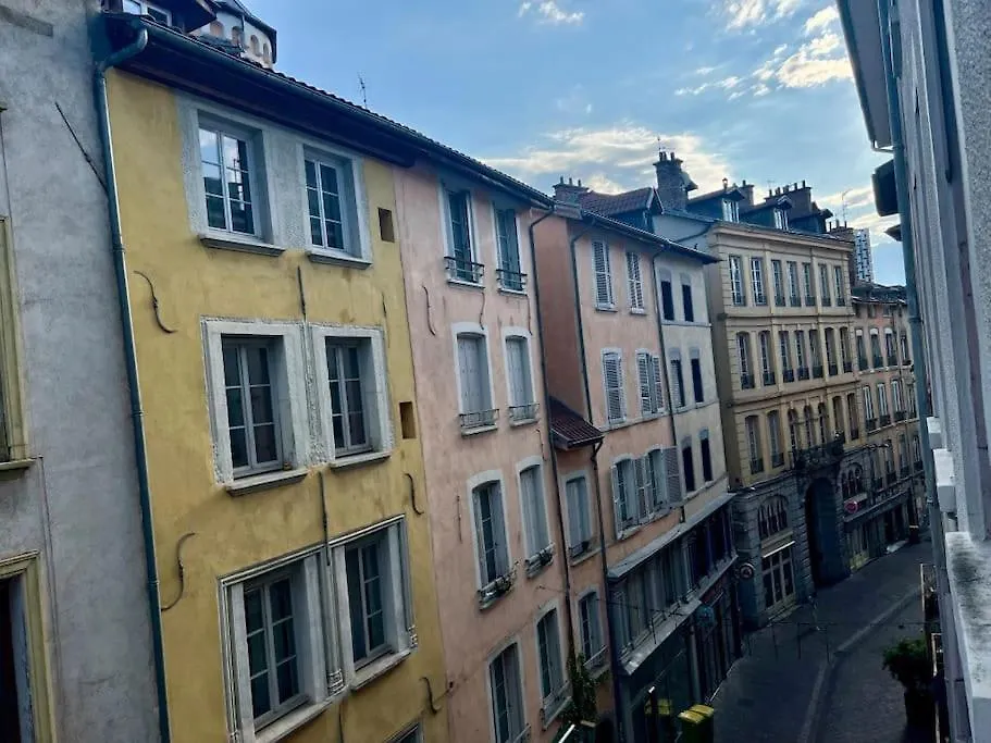 Appartement 2 Pieces Hyper Centre Historique Grenoble