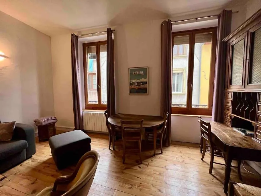 Appartement 2 Pieces Hyper Centre Historique Grenoble 0*,  Frankrijk